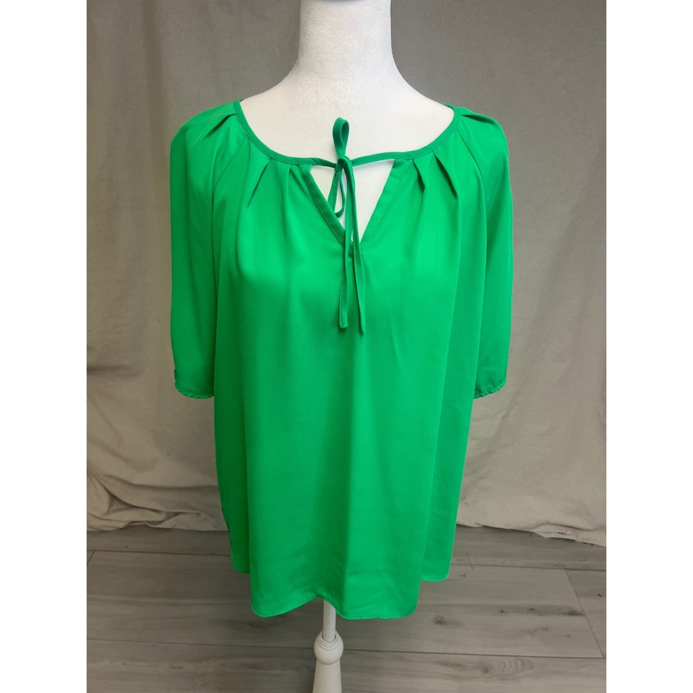 Ann Taylor Blouse Keyhole Tie Neck Green Pleated Sz M Top